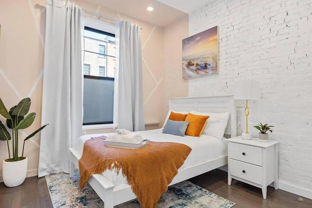 Swj Btm G, 1 And 2 - Save On 2Day+ Stays_6Br Triplex New York 0*,